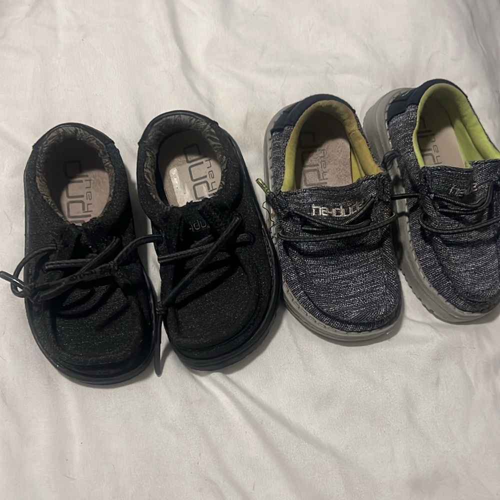 2 Pair Toddler Hey Dudes—-Like New